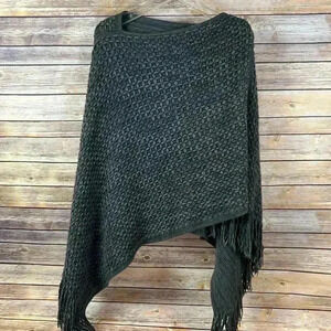 Gray Knit Poncho with Fringe edges